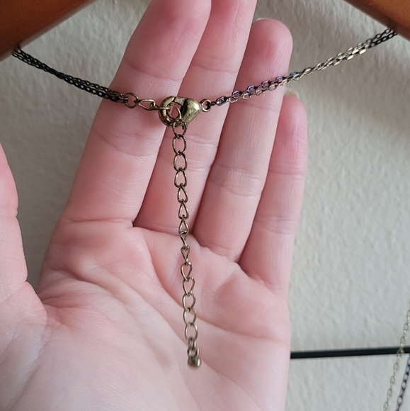 Brassy Feather and Bead Double Strand Necklace - Picture 4 of 4